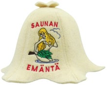 Beige bastu- och badtunnehatt med texten ”Saunan emäntä” och en bild av en kvinna i bastun.